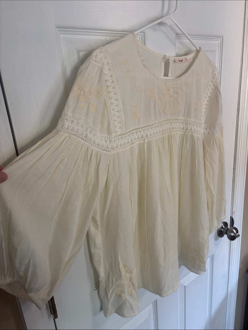 miami Cream Floral Embroidered Peasant Blouse - Picture 3 of 10